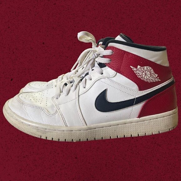 Jordan 1 Chicago bred shoes
